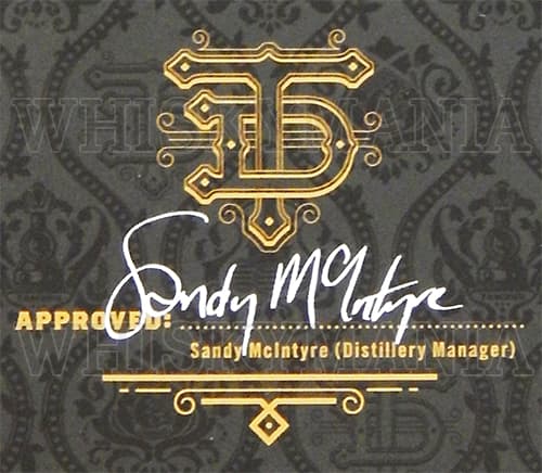 Оформление упаковки виски Tamdhu - подпись менеджера винокурни Сэнди Макинтайра